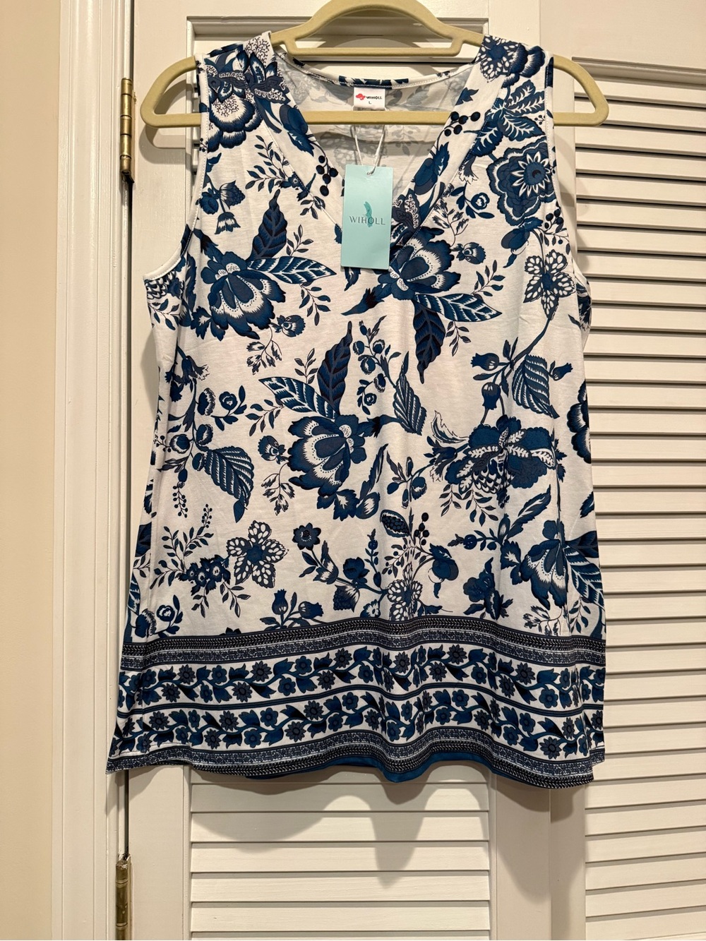 Wiholl  NWT V neck blouse